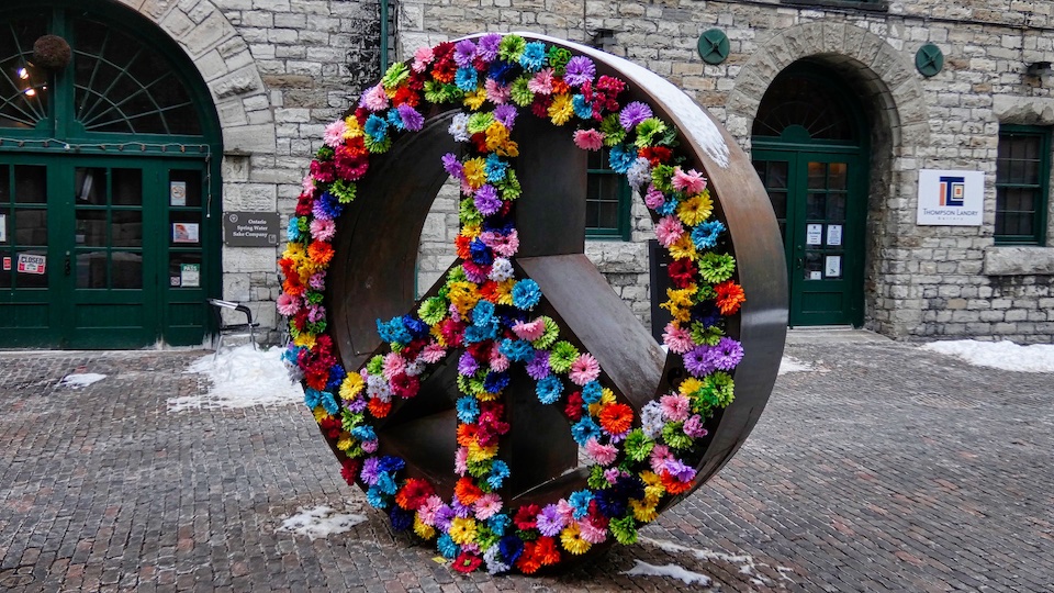Peace & Love